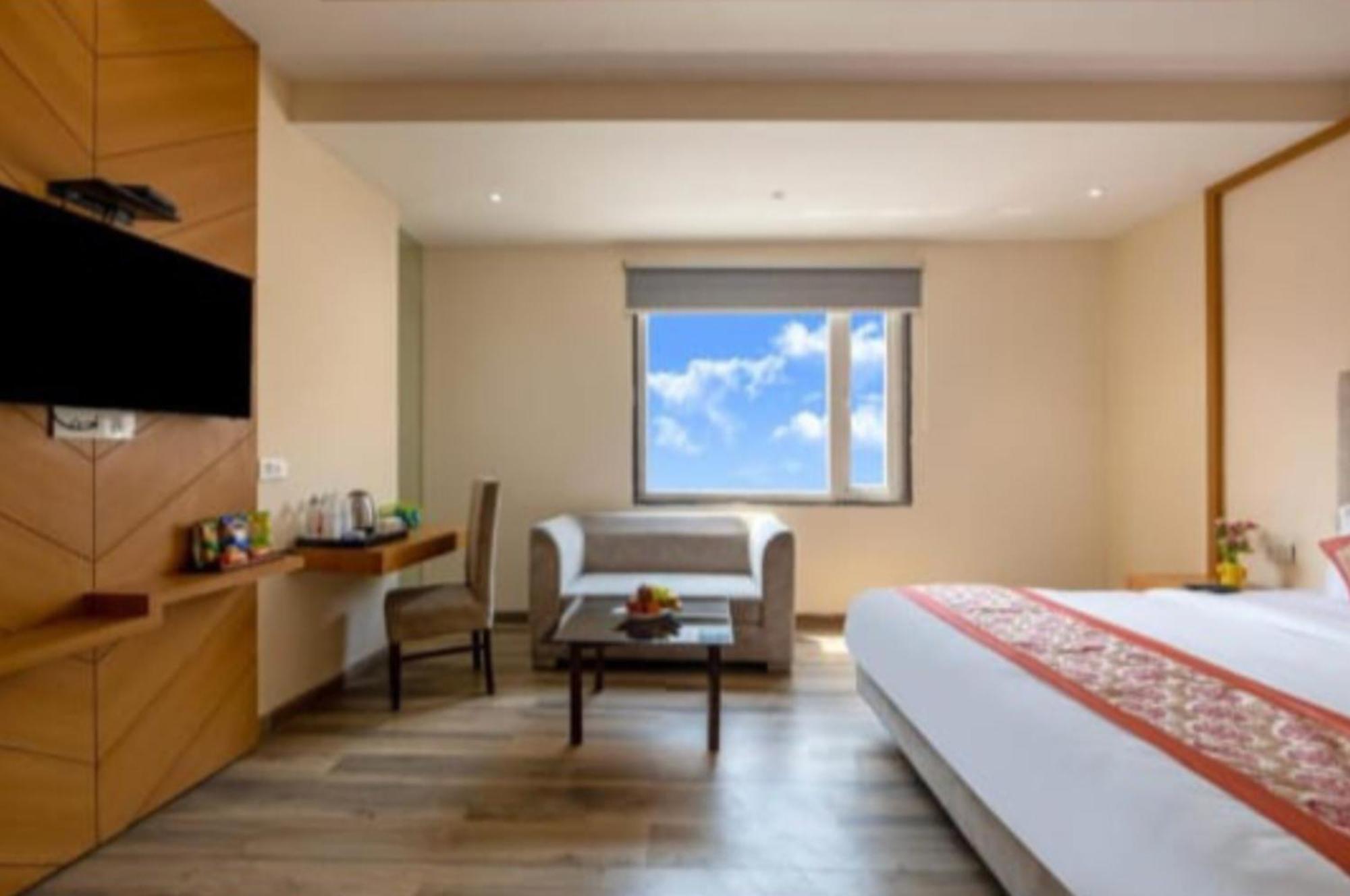 Stanley-near Delhi Airport 4* New Delhi